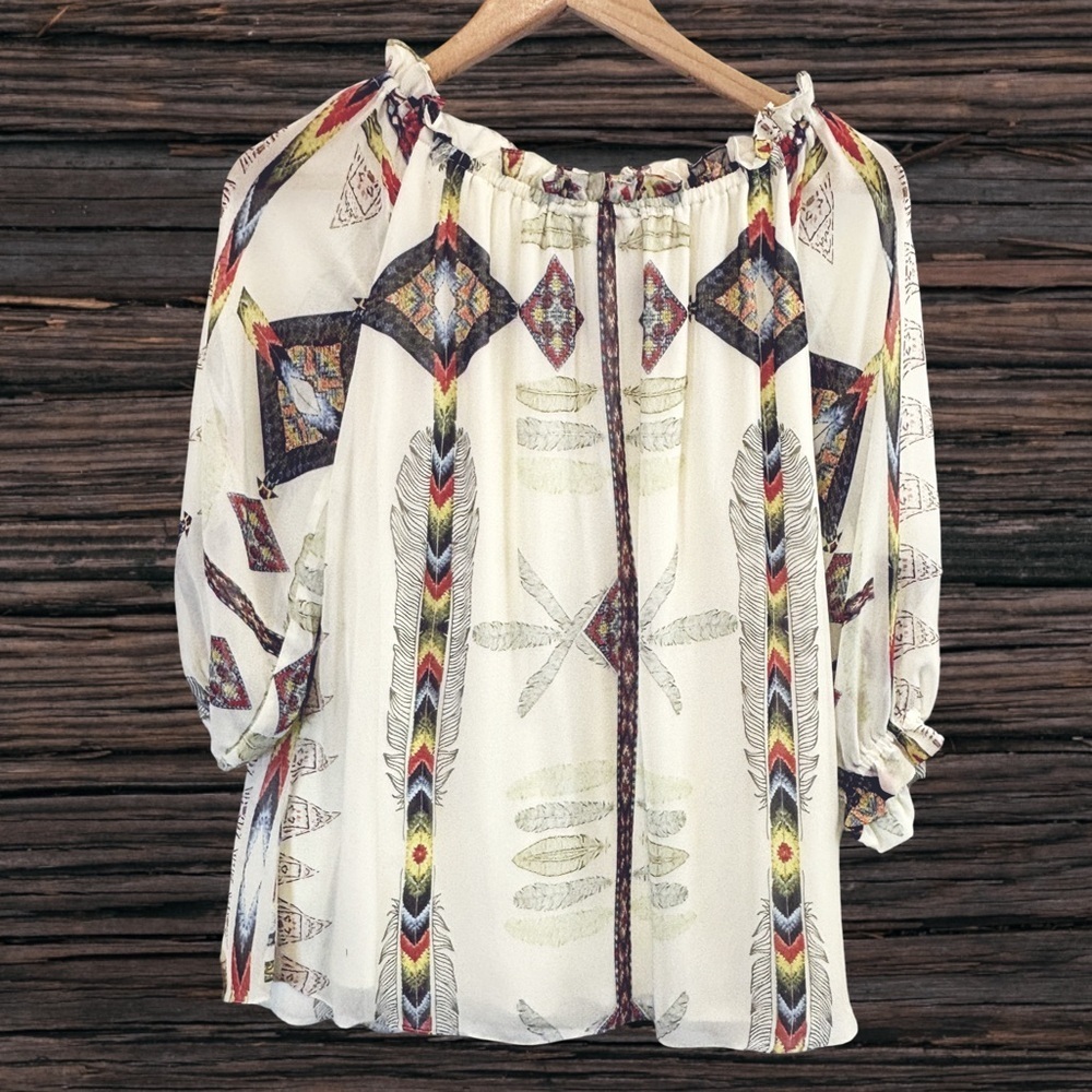 Vintage Collection Cream and White Graphic Relaxed Blouse - Picture 2 of 4